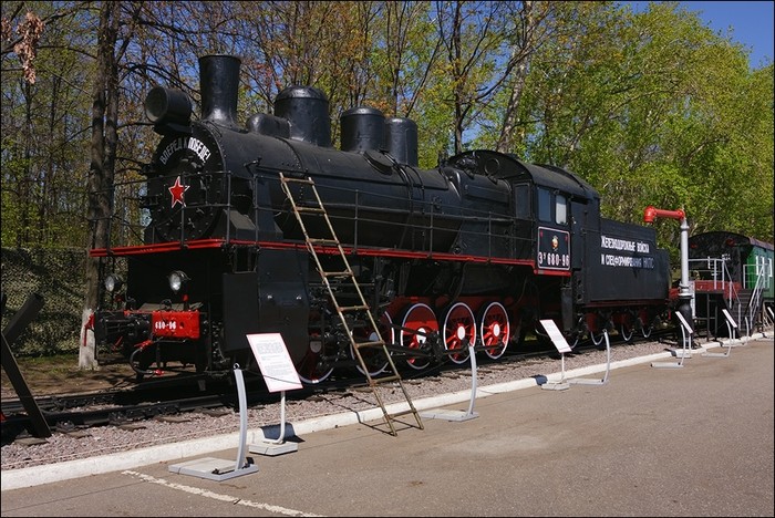 Đầu máy hơi nước Eu №680-96 locomotive